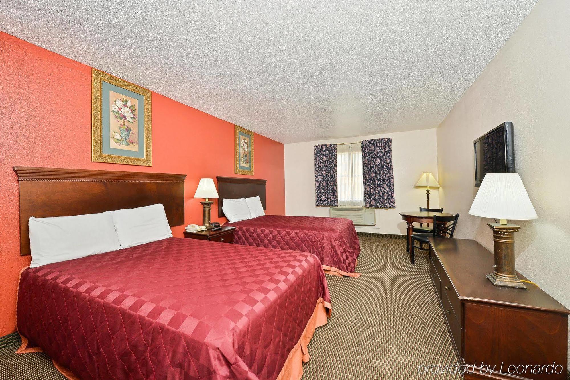 Americas Best Value Inn Brenham Exterior photo